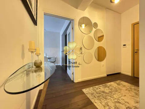 Izdavanje, dvosoban stan, 70m², Momišići, Podgorica - image 6