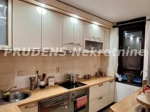 Prodaja, četvorosoban stan, 109m², Crveni Krst, Beograd - image 14