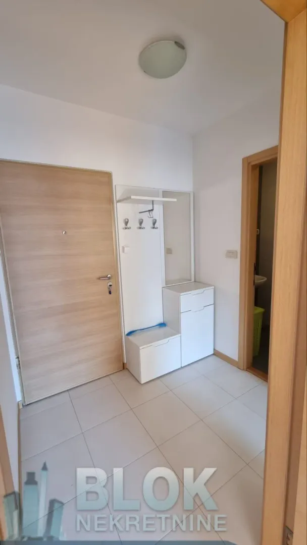 Rent, one bedroom apartment, 47m², Stari Aerodrom, Podgorica