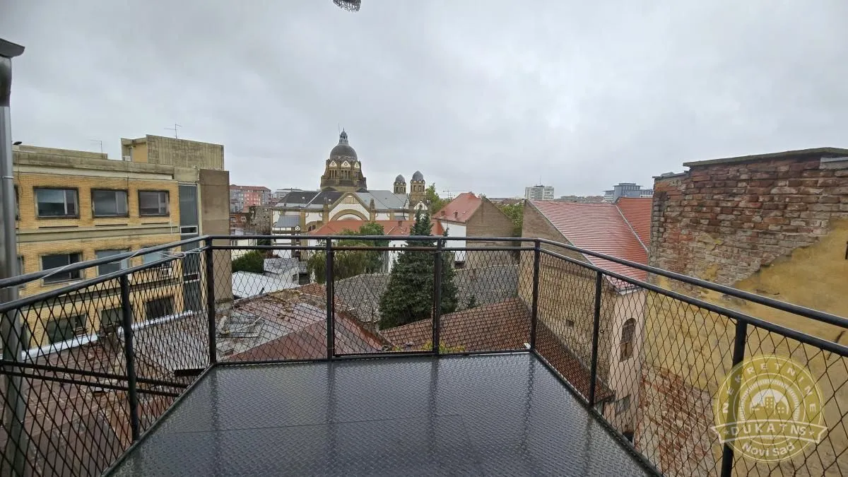 Prodaja, trosoban stan, 87m², Centar, Novi Sad