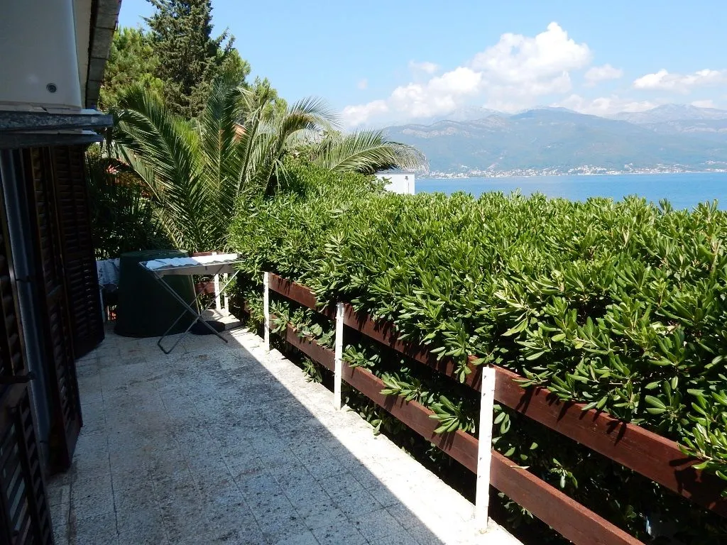 Prodaja, stan, 84m², Krašići, Tivat