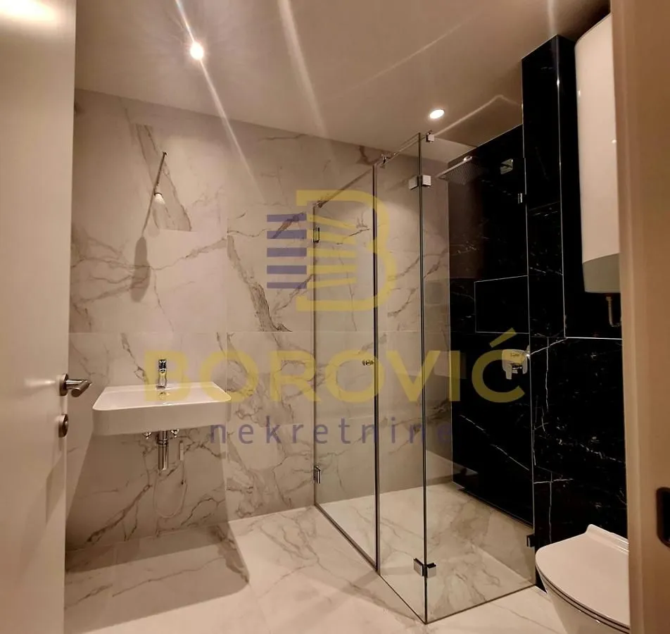Sale, four bedroom apartment, 144m², Vračar Hram, Vračar Sve Podlokacije