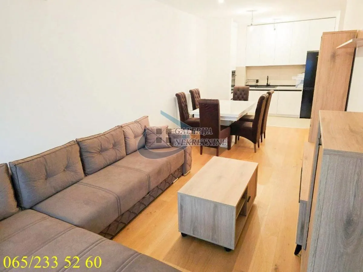 Sale, three bedroom apartment, 67m², Kluz, Zvezdara Sve Podlokacije
