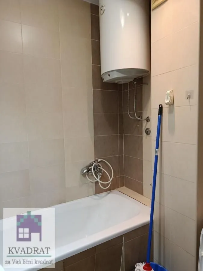 Izdavanje, trosoban stan, 83m², Obrenovac, Beograd