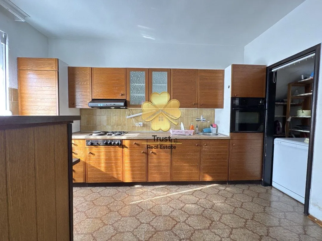 Rent, house, 200m², Stari Aerodrom, Podgorica