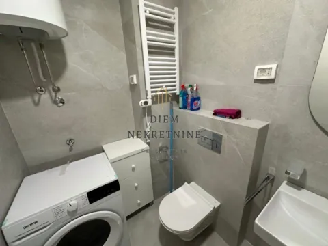 Izdavanje, jednosoban stan, 47m², Central Point, Podgorica - image 8