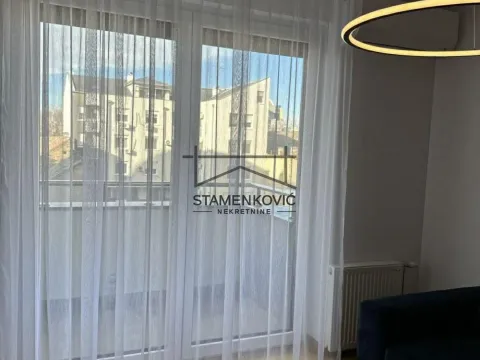 Izdavanje, dvosoban stan, 65m², Centar, Novi Sad - image 14