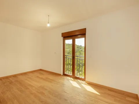 Sale, three bedroom apartment, 113m², Đuraševići, Tivat - image 11