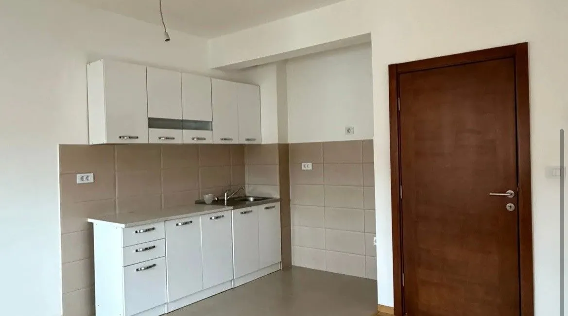 Prodaja, dvosoban stan, 73m², Tuški Put, Podgorica