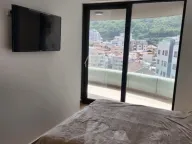 Rent, one bedroom apartment, 50m², Rafailovići, Budva - image 10