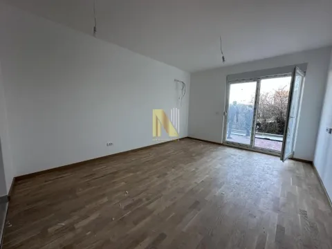 Sale, two bedroom apartment, 48m², Novi Banovci, Stara Pazova - image 2