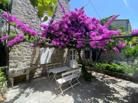  House for Sale, 95m2, Perast, Kotor