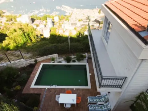 Prodaja, kuća, 190m², Budva, Crna Gora - image 7