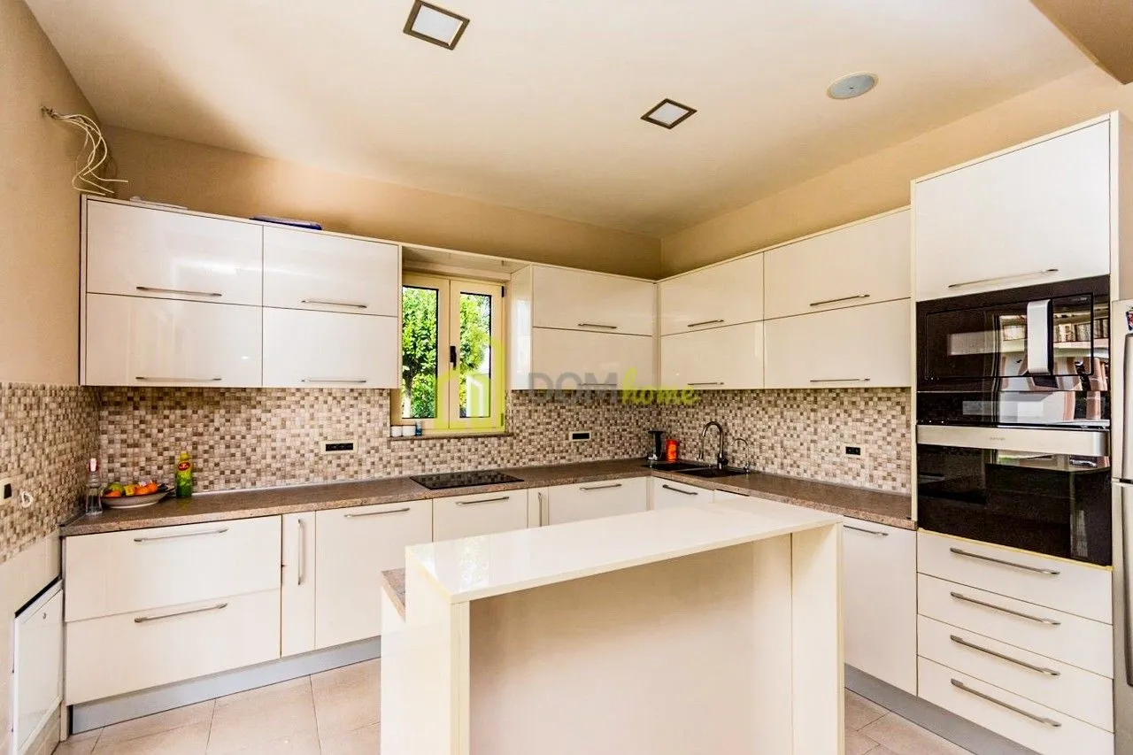Rent, house, 600m², Zeta, Podgorica