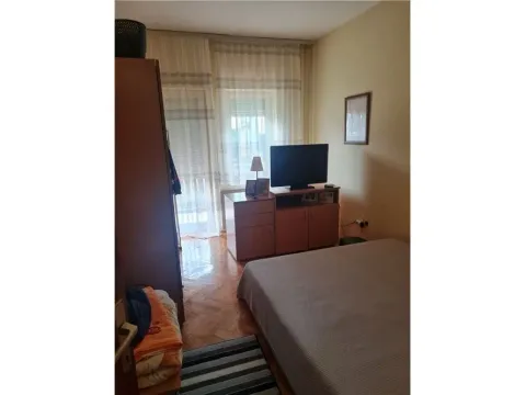 Prodaja, kuća, 410m², Pantelej, Niš - image 26