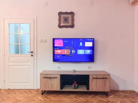 Izdavanje, jednosoban stan, 58m², Stari Aerodrom, Podgorica - image 12