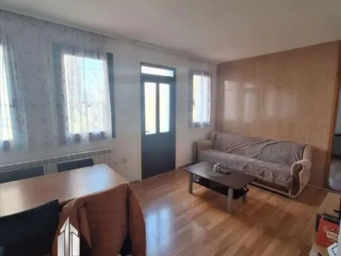 Prodaja, dvosoban stan, 49m², Zemun Centar, Zemun Sve Podlokacije - image 4