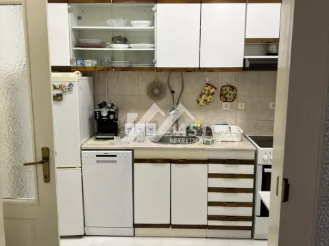 Rent, one bedroom apartment, 43m², Bulevar Oslobodjenja, Novi Sad Sve Podlokacije - image 4