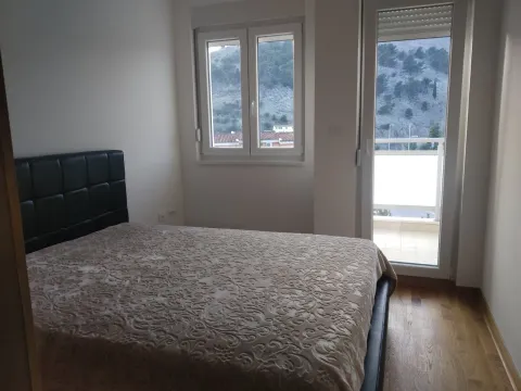 Izdavanje, jednosoban stan, 45m², City Kej, Podgorica - image 7