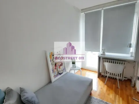 Prodaja, trosoban stan, 83m², Južni Bulevar, Vračar Sve Podlokacije - image 19