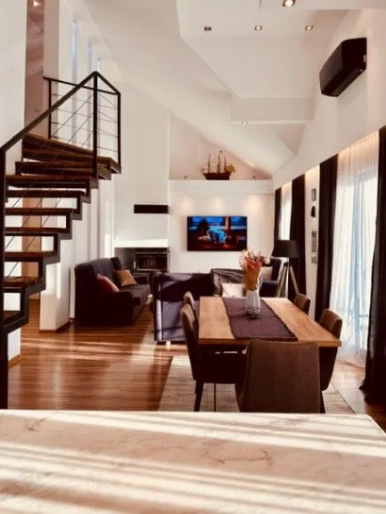 Izdavanje, trosoban stan, 130m², Mažina, Tivat