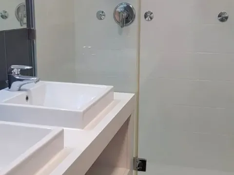 Prodaja, četvorosoban stan, 106m², Vračar, Šid - image 14