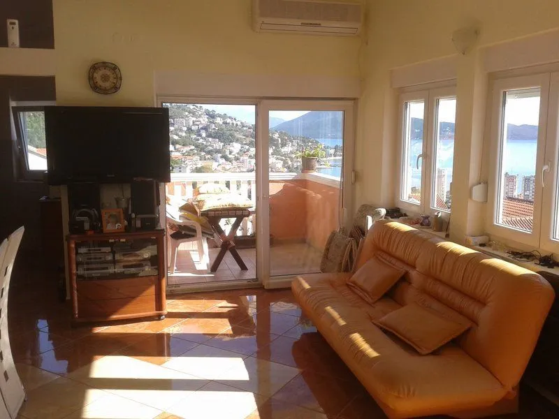 Prodaja, stan, 87m², Igalo, Herceg Novi