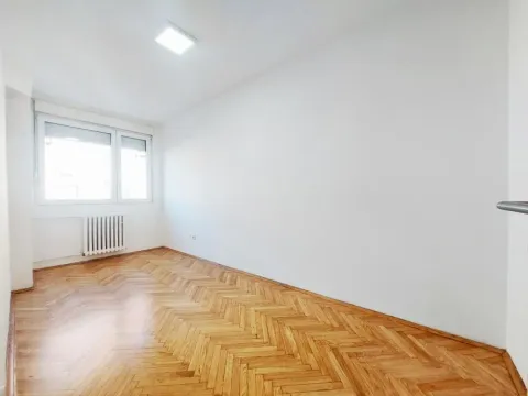Rent, three bedroom apartment, 73m², Savski Venac, Beograd - image 10
