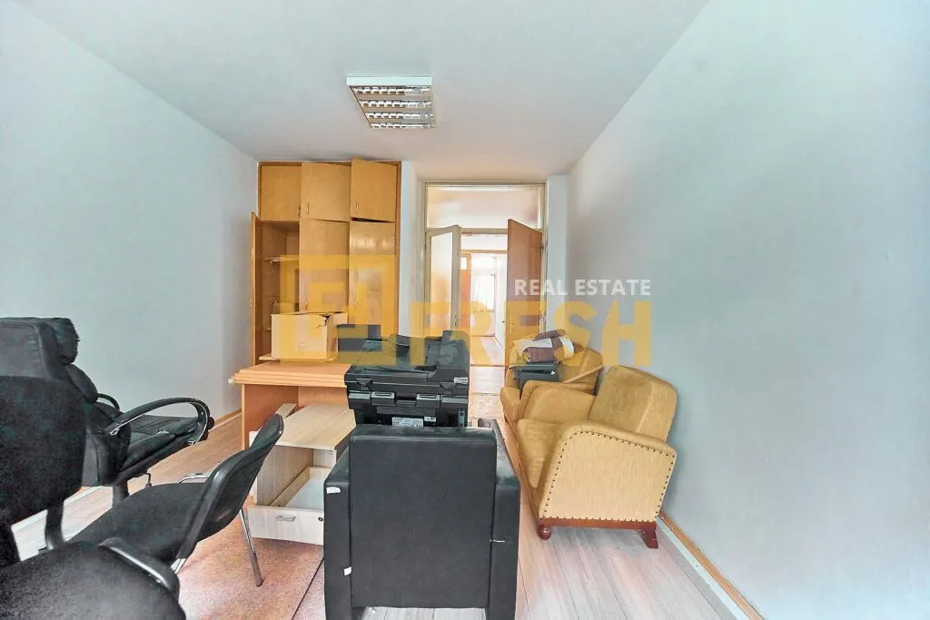 Rent, office space, 228m², Preko Morače, Podgorica
