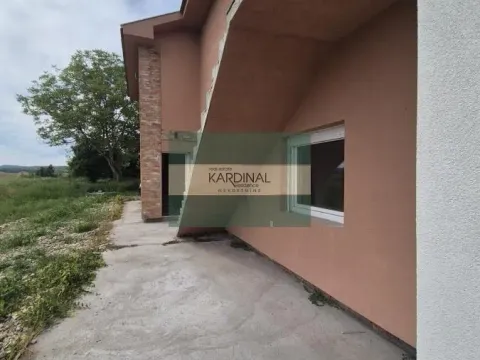 Prodaja, kuća, 151m², Kočino Selo, Jagodina - image 38