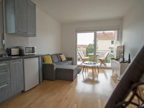 Prodaja, jednosoban stan, 40m², Tivat, Crna Gora - image 11