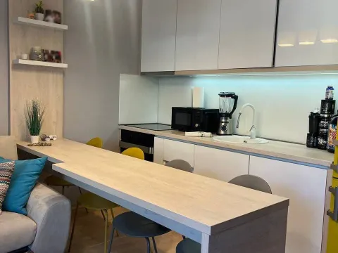 Prodaja, jednosoban stan, 47m², Centar, Budva - image 6