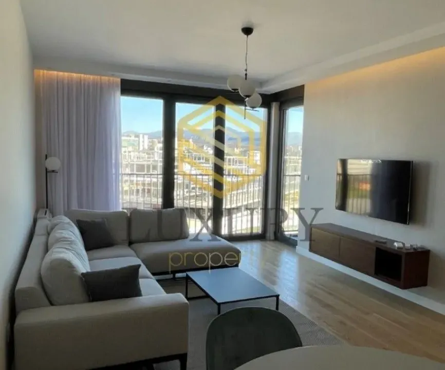 Izdavanje, jednosoban stan, 56m², Kod Capital Plaze, Podgorica