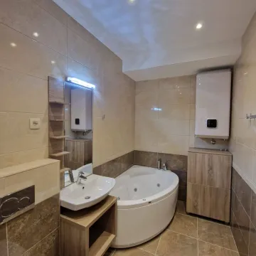Prodaja, trosoban stan, 152m², Petrovac, Budva - image 7