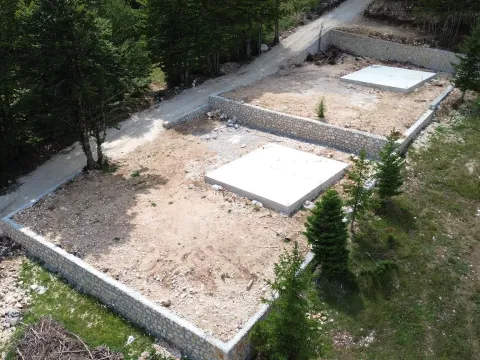 Zemljište in Motički gaj