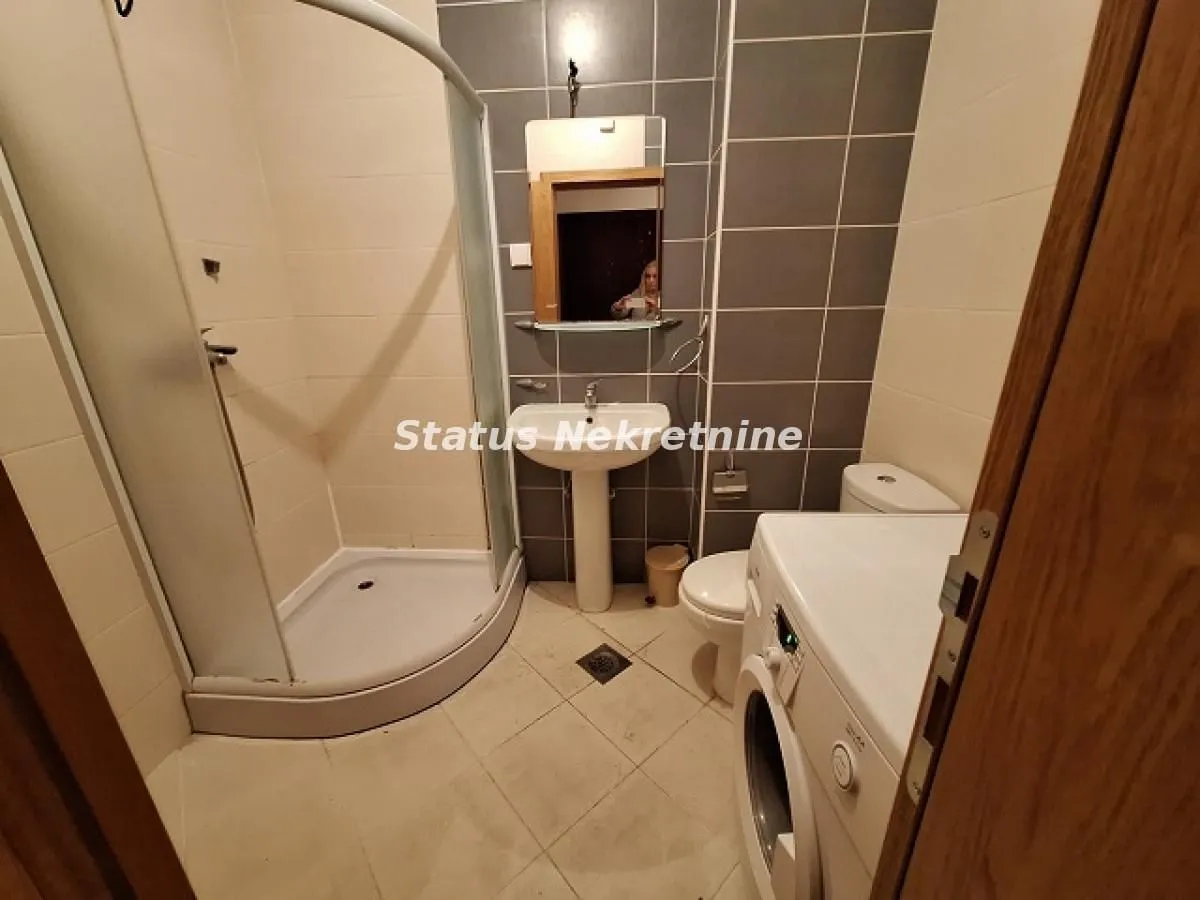 Rent, one bedroom apartment, 42m², Grbavica, Novi Sad Sve Podlokacije