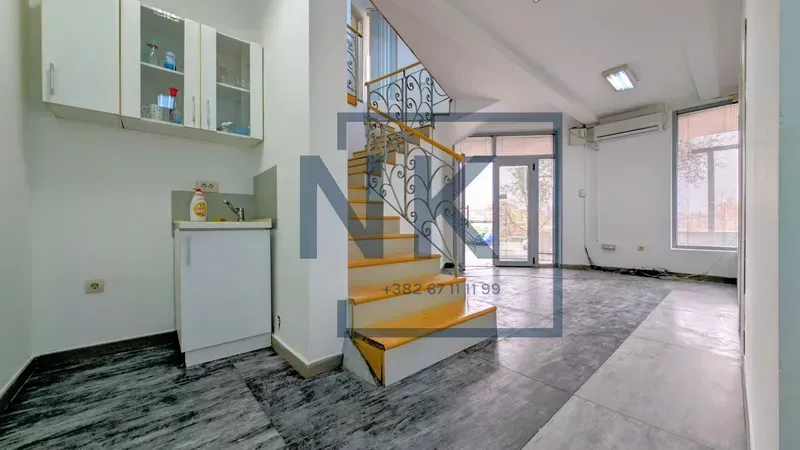 Izdavanje, poslovni prostor, 160m², 1 maj, Podgorica