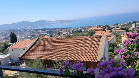Sale, house, 360m², Šušanj, Bar - image 1