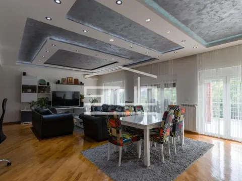 Sale, house, 500m², Rakovica, Beograd - image 2