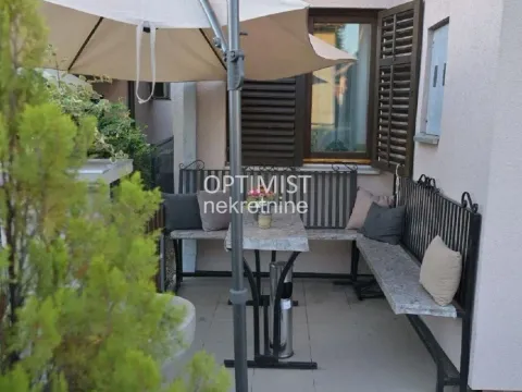 Prodaja, kuća, 211m², Krnjaca, Palilula Sve Podlokacije - image 13