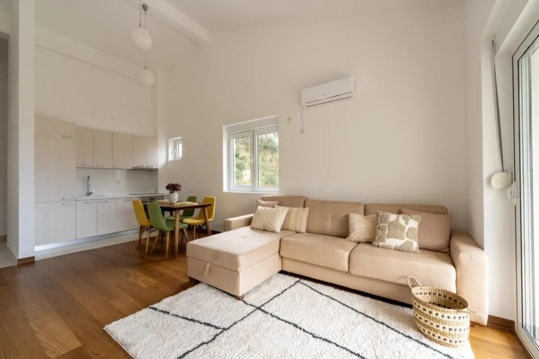 Sale, two bedroom apartment, 60m², Pržno, Budva