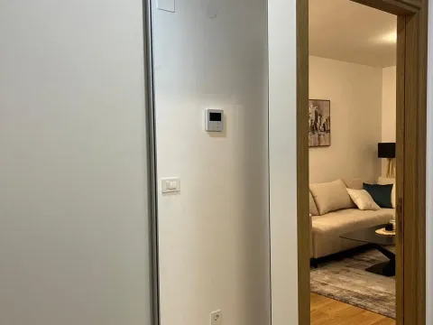 Rent, one bedroom apartment, 43m², City Kvart, Podgorica - image 4