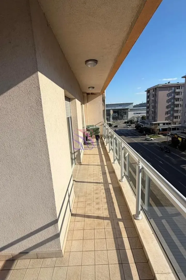 Rent, two bedroom apartment, 63m², City Kvart, Podgorica