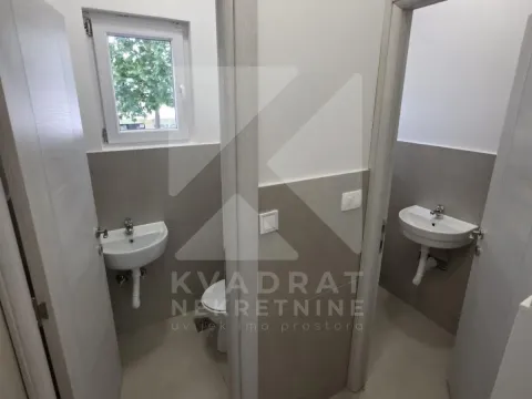 Izdavanje, poslovni prostor, 113m², Blok 6, Podgorica - image 4