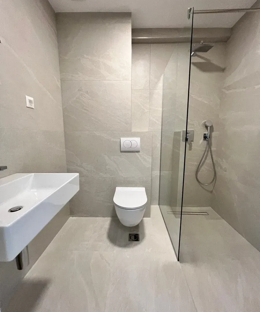Prodaja, trosoban stan, 115m², Preko Morače, Podgorica