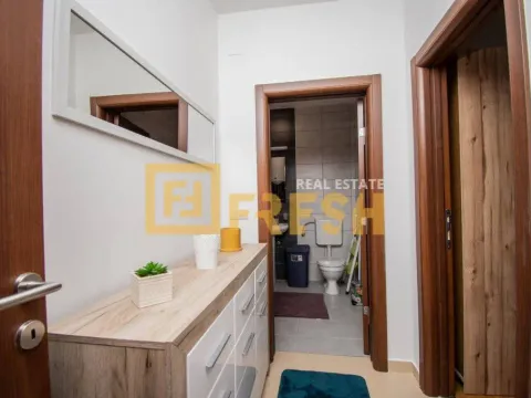 Izdavanje, dvosoban stan, 70m², Donja Gorica, Podgorica - image 18