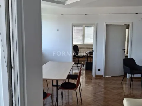 Izdavanje, trosoban stan, 67m², Novi Beograd Blok 21, Novi Beograd Sve Podlokacije - image 19