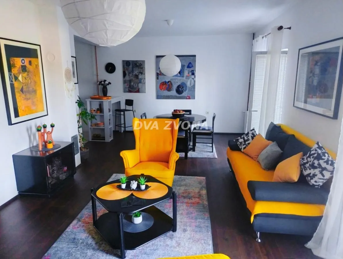 Prodaja, kuća, 269m², Novi Sad, Srbija