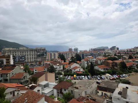 Prodaja, garsonjera, 32m², Centar, Budva - image 1