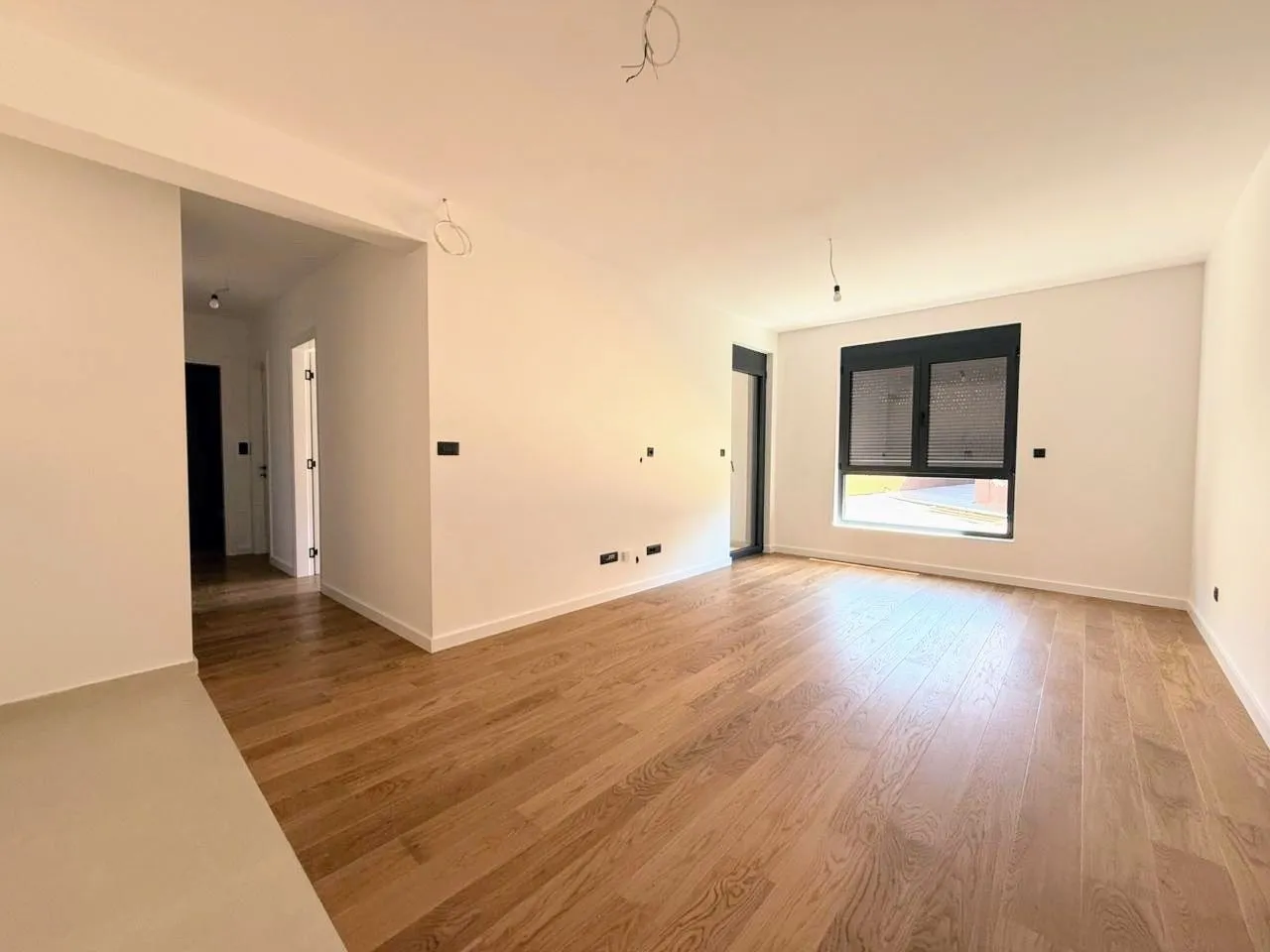 Prodaja, dvosoban stan, 63m², Tološi, Podgorica